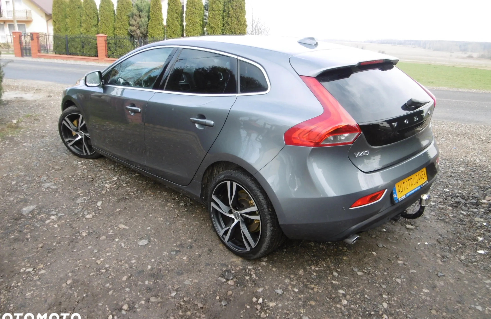 Volvo V40 cena 25900 przebieg: 264520, rok produkcji 2014 z Łuków małe 781